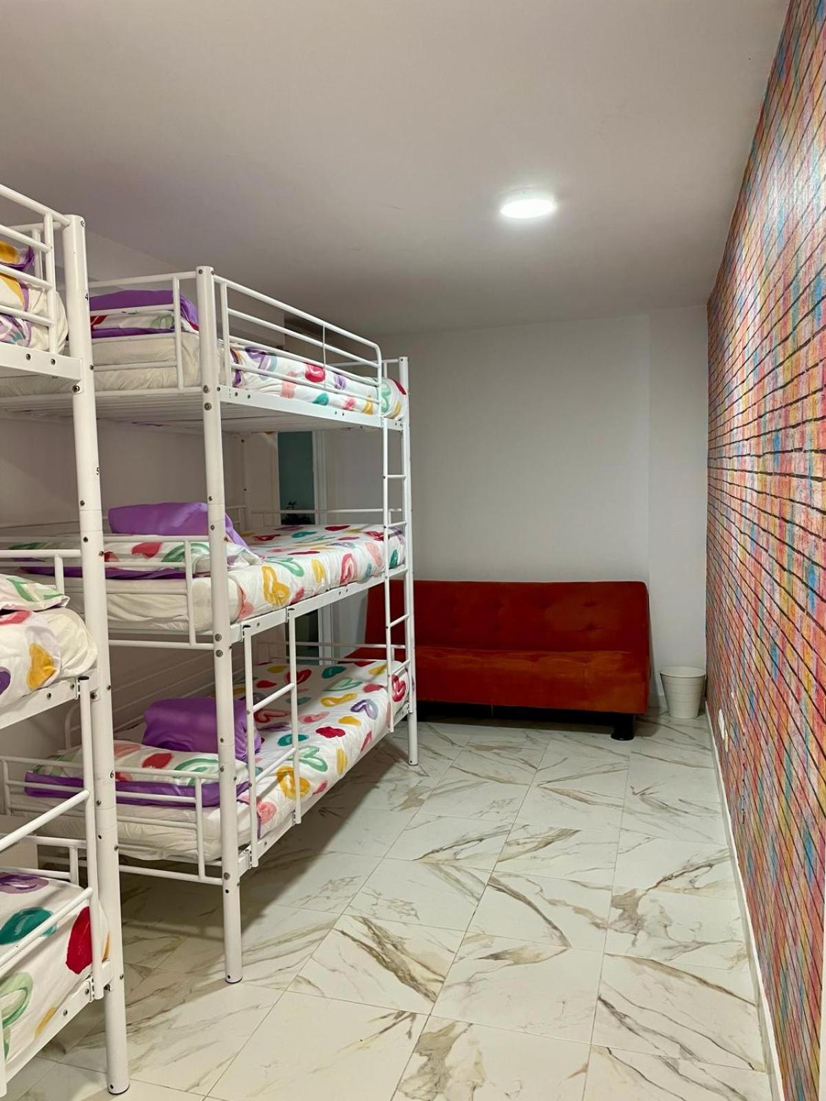 Residencia Sin Lujo Hostel Málaga